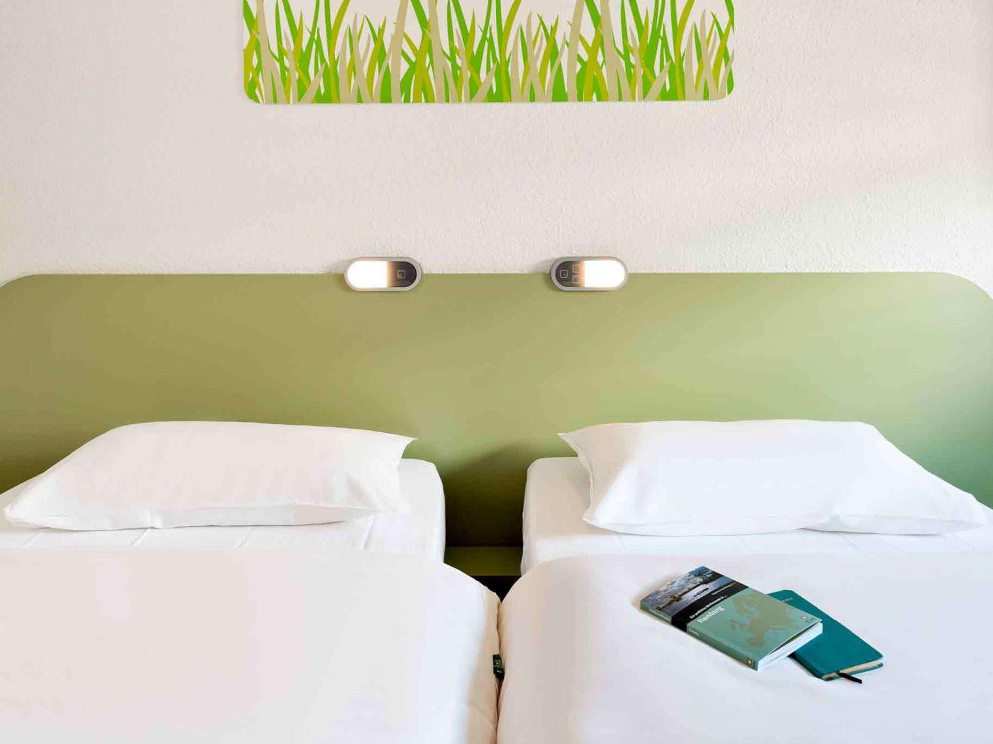 Ibis Budget Chatellerault Nord Екстериор снимка