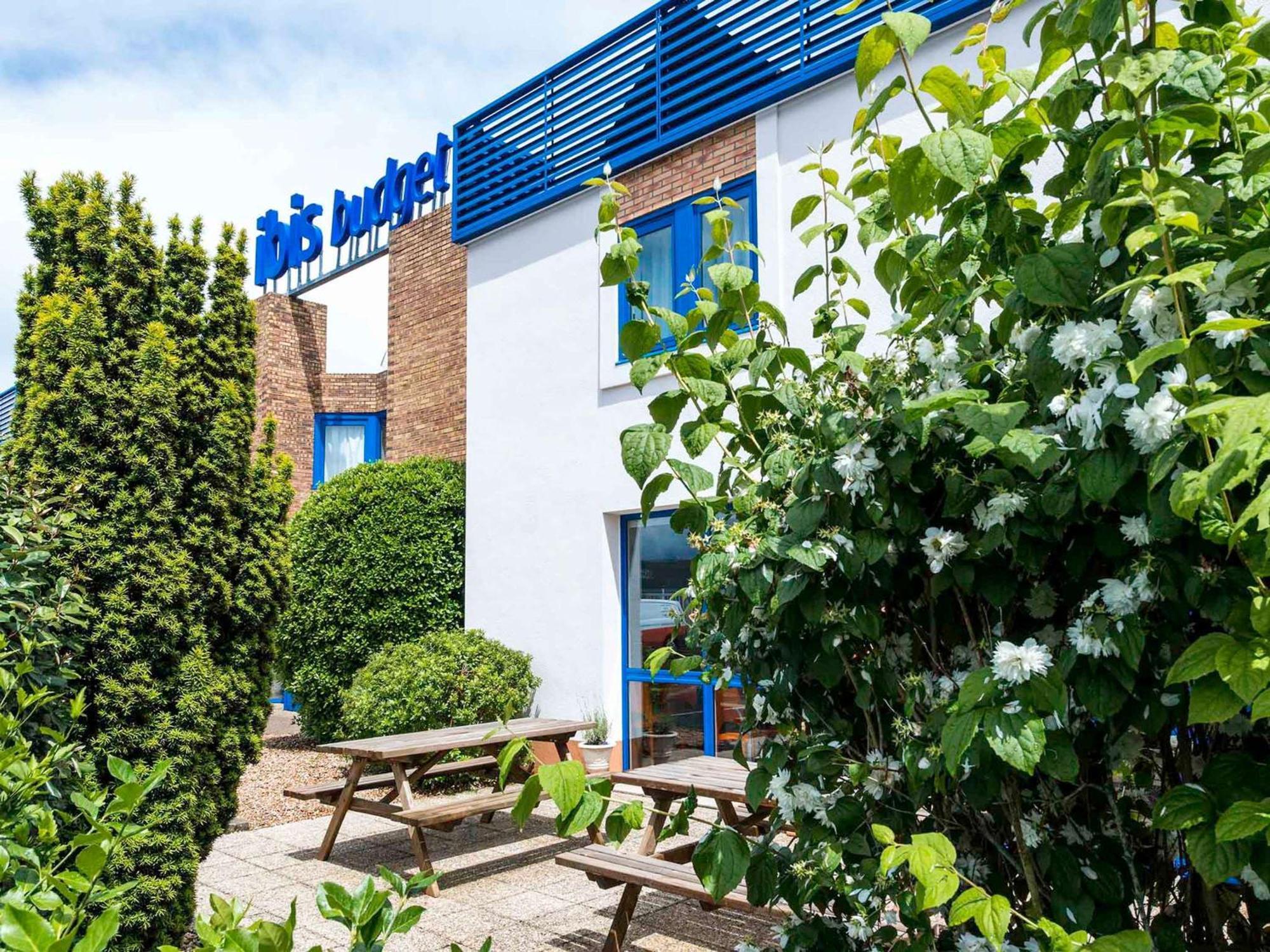 Ibis Budget Chatellerault Nord Екстериор снимка
