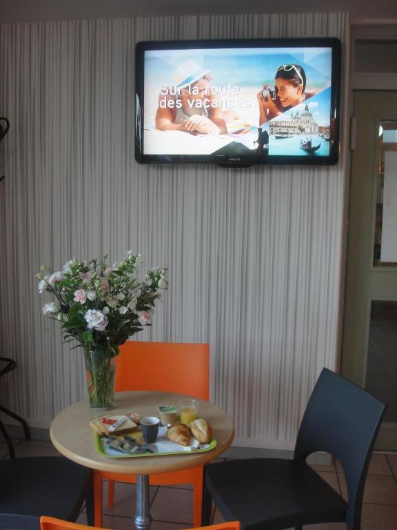 Ibis Budget Chatellerault Nord Екстериор снимка