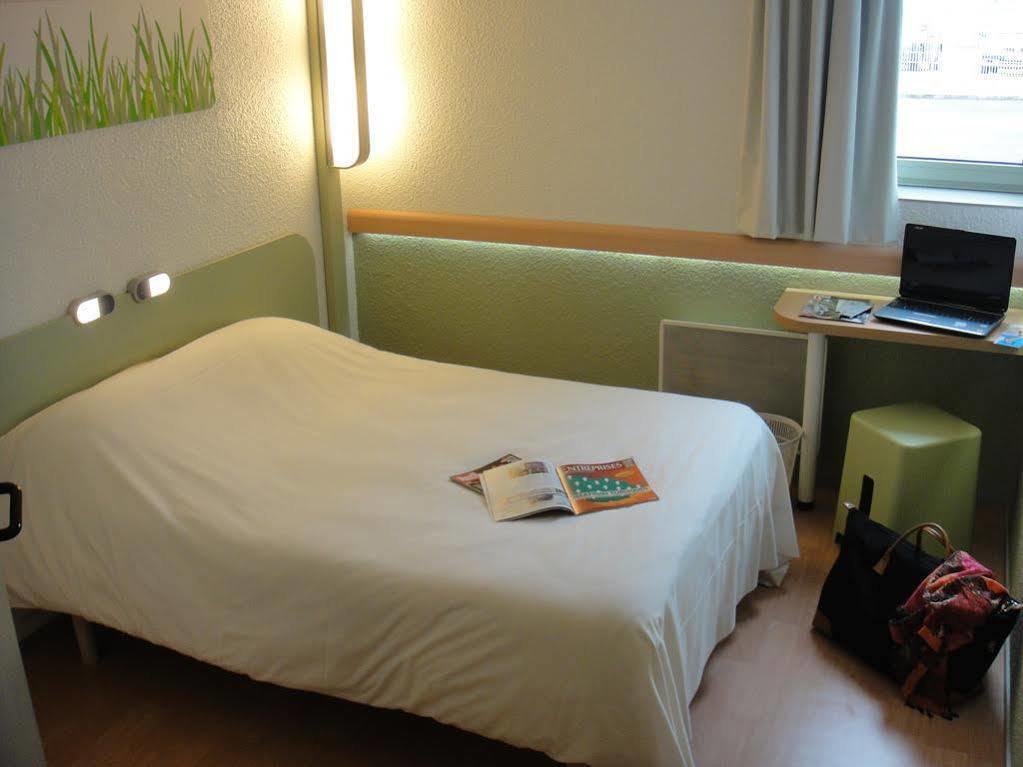 Ibis Budget Chatellerault Nord Екстериор снимка