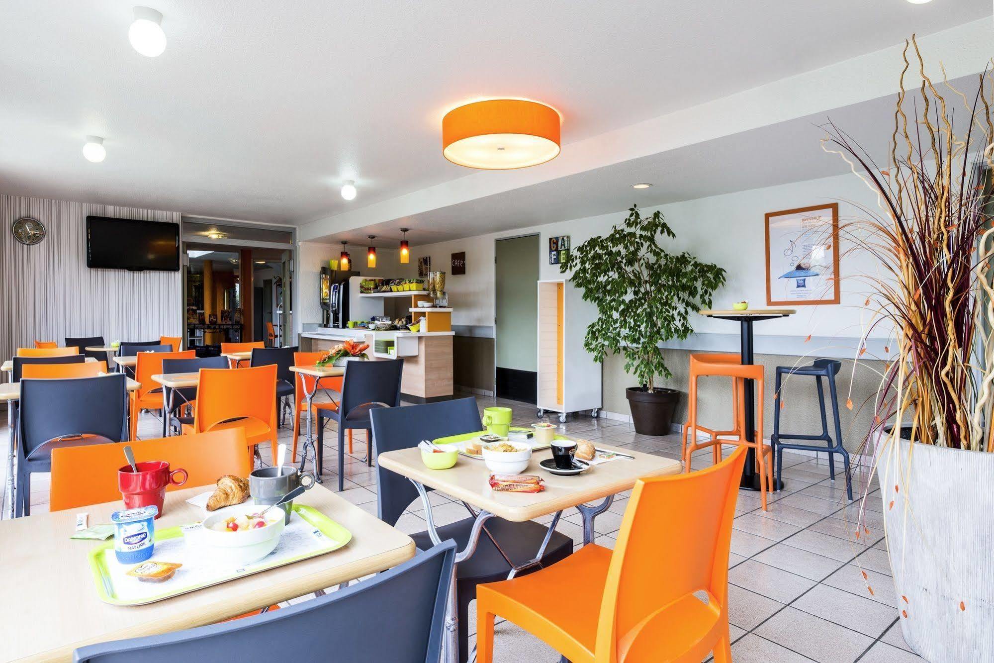 Ibis Budget Chatellerault Nord Екстериор снимка