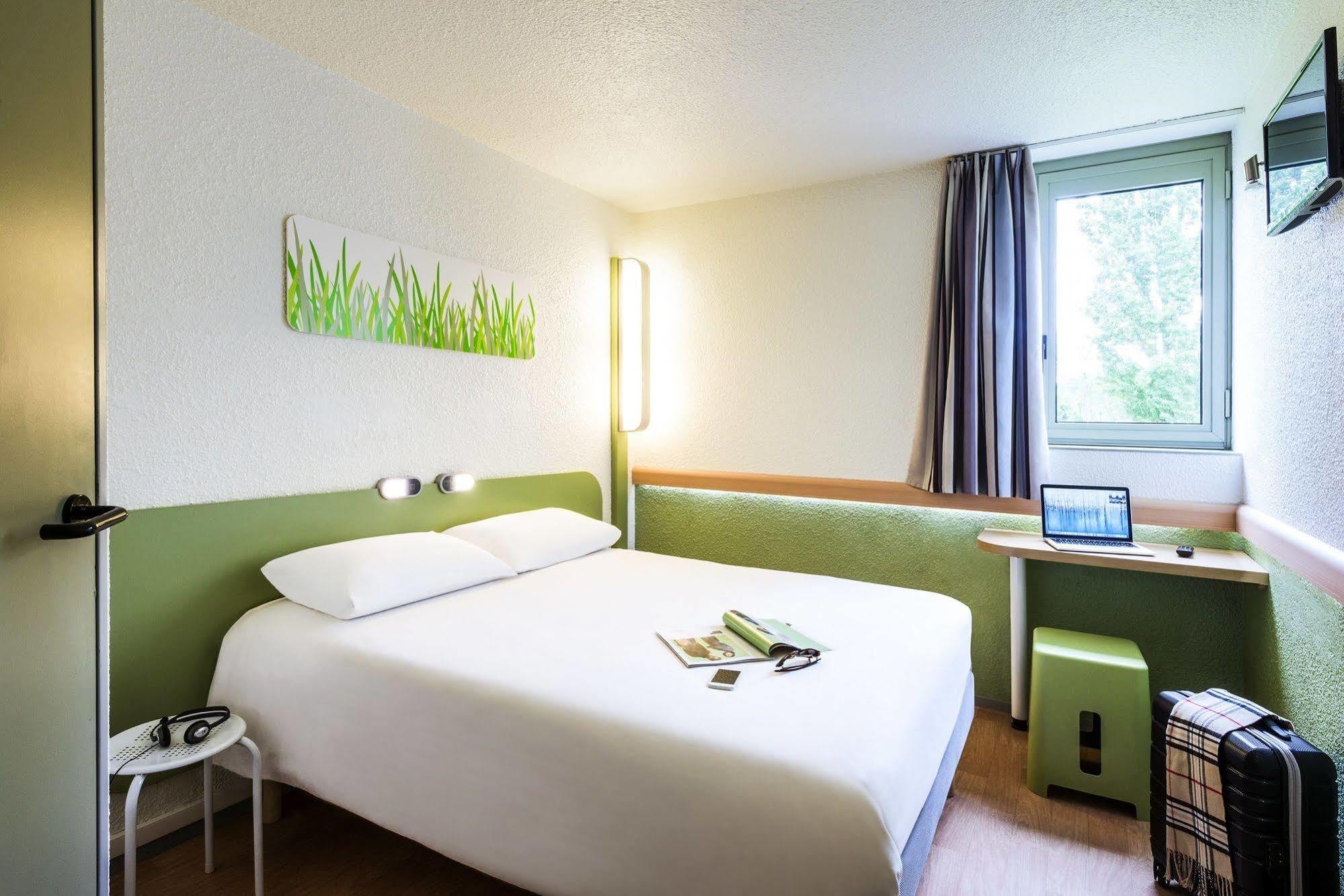 Ibis Budget Chatellerault Nord Екстериор снимка